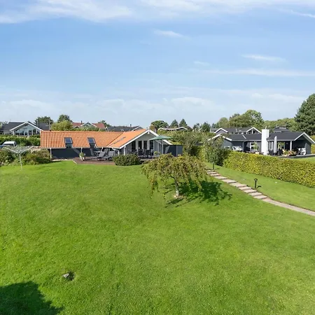 Сasa de vacaciones Algut - 75m From The Sea By Interhome *