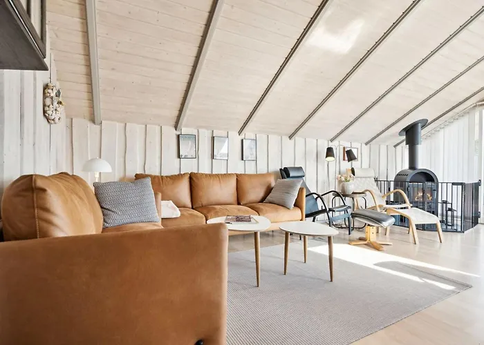 Algut - 75m From The Sea By Interhome Mommark